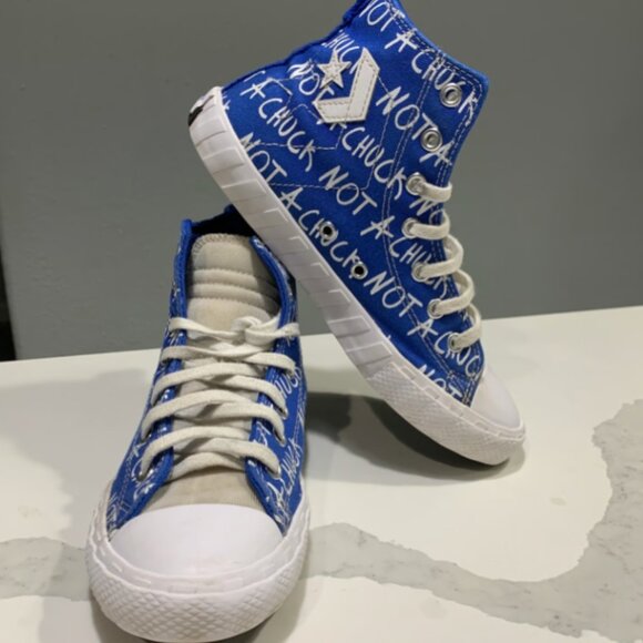 Converse Blue High-Tops with White Accents Size 3Y - Picture 1 of 8
